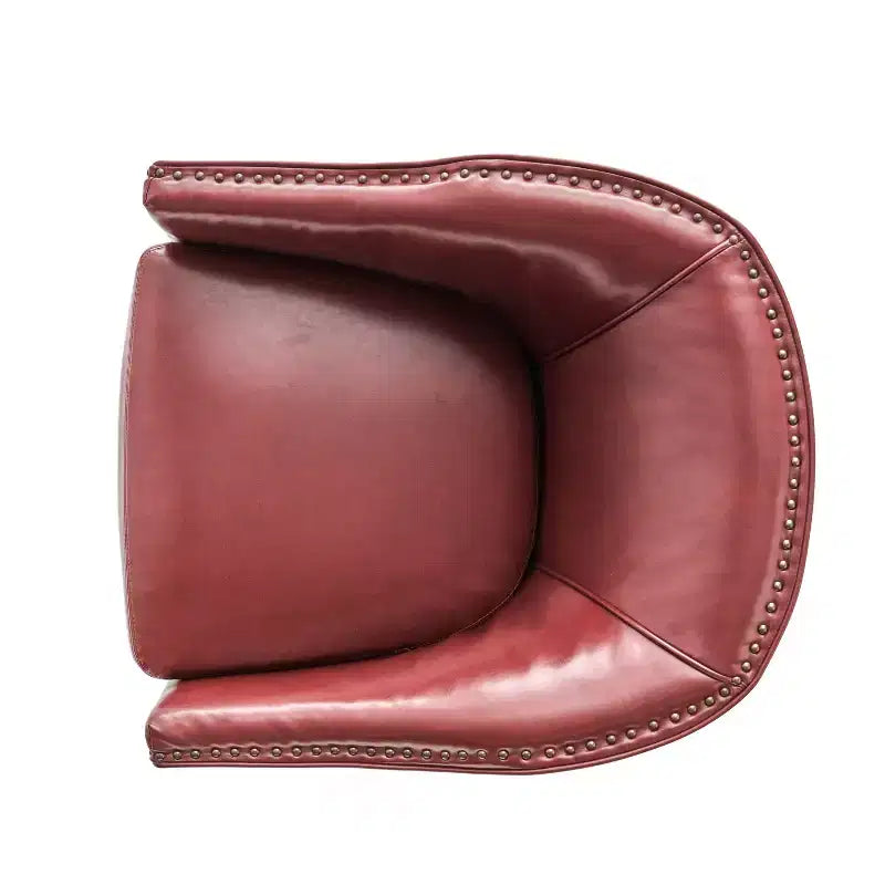 Poltrona club imbottita con finiture borchiate, colori assortiti, 1 posto