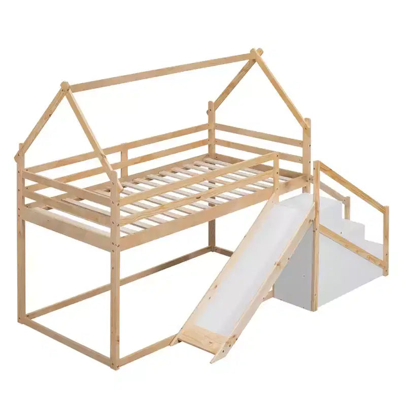 Letto a castello a casetta bianco con scivolo e scaletta, due posti letto