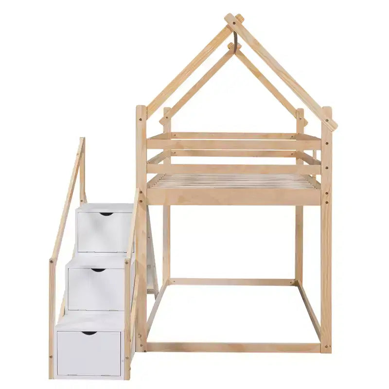 Letto a castello a casetta bianco con scivolo e scaletta, due posti letto