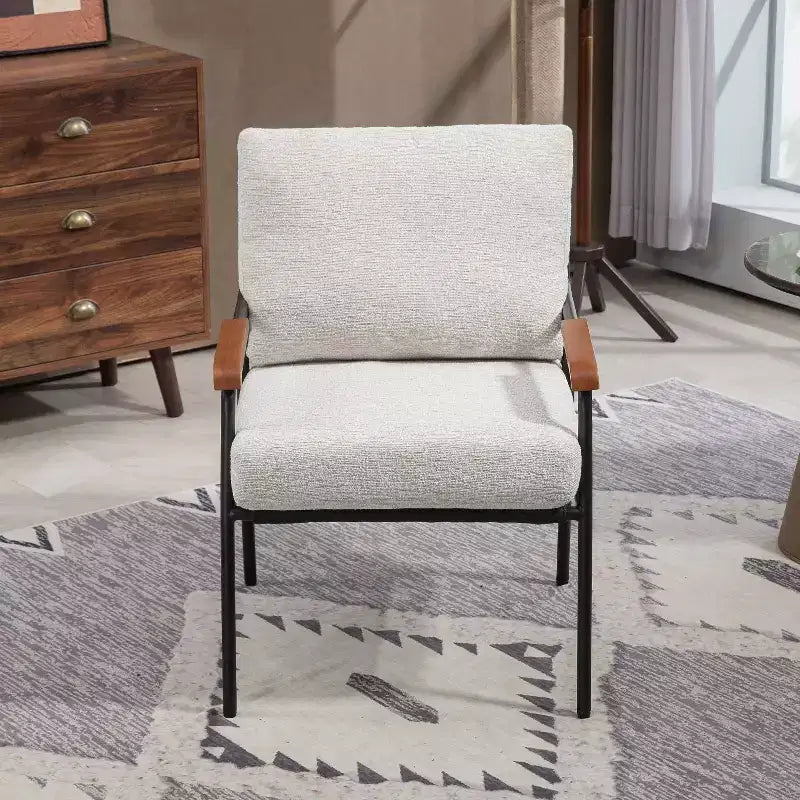 Poltrona moderna beige/grigia, braccioli in legno, telaio in metallo, 1 posto