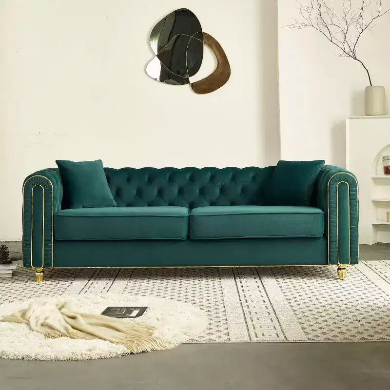 Divano Chesterfield trapuntato in velluto beige/verde, a 3 posti con gambe con finiture dorate